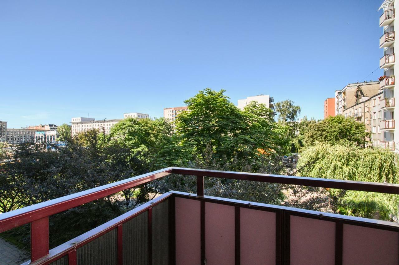 ורשה Chmielna Hammock Apartment מראה חיצוני תמונה