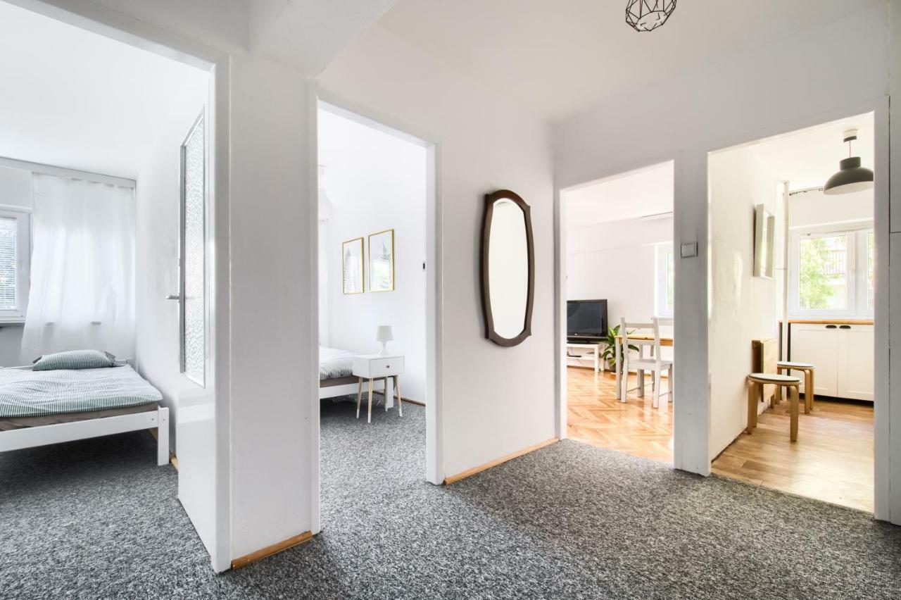 ורשה Chmielna Hammock Apartment מראה חיצוני תמונה