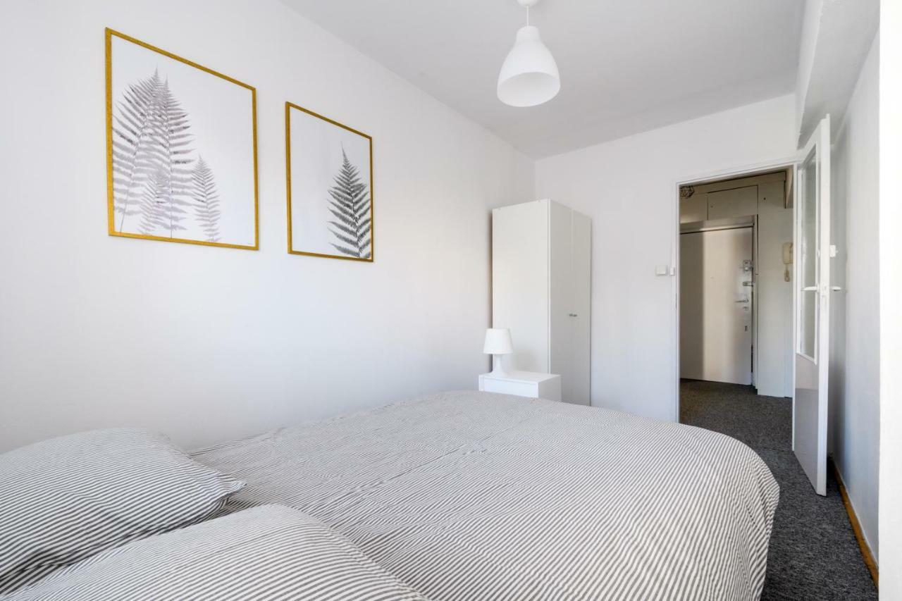 ורשה Chmielna Hammock Apartment מראה חיצוני תמונה